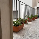 Lux House شقة